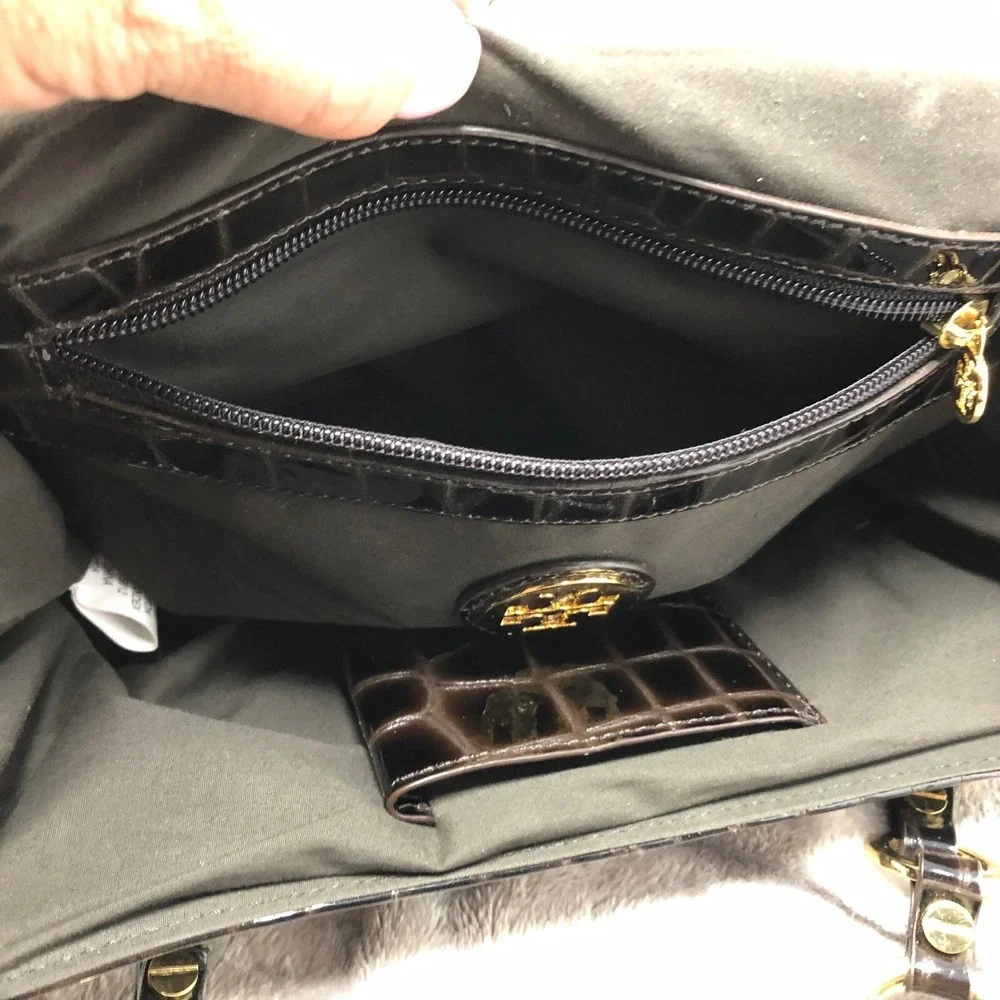 Tory Burch Retired Brown Croc Embossed Patent Leather Shoulder Bag Gold‎ Chain